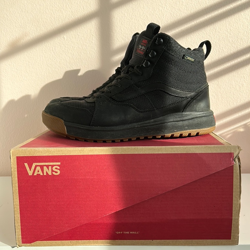 Men’s Vans Ultra Range MTE high